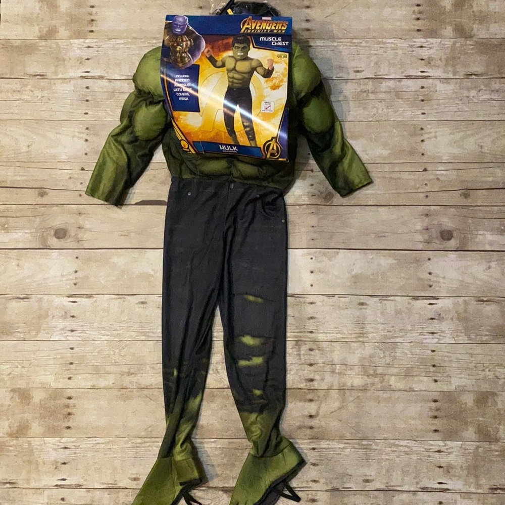 NWT Avengers Hulk costume